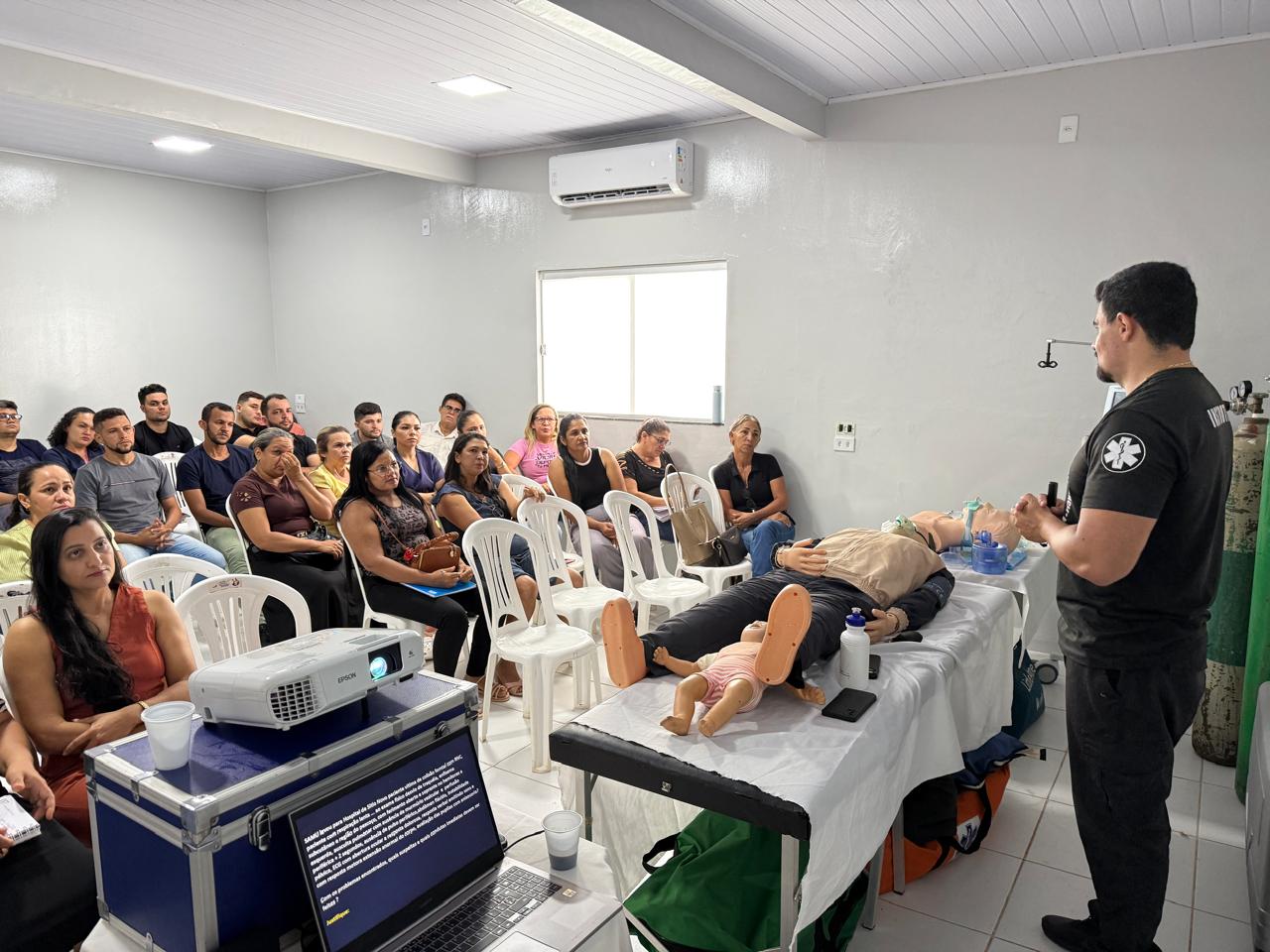 Prefeitura reforça qualificação na rede de saúde